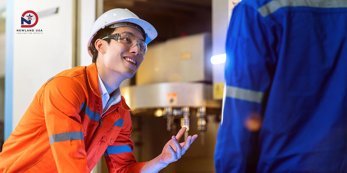 Định cư Mỹ ngành sản xuất găng tay y tế: Dễ hay khó?