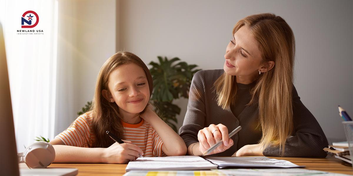 Chương trình ESL là gì? Hỗ trợ tiếng Anh miễn phí cho học sinh mới sang Mỹ
