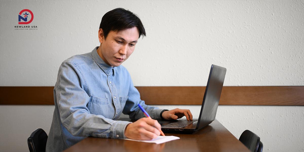 Chứng chỉ ASE và OSHA cho kỹ thuật viên sửa xe diện EB3 Mỹ 2026