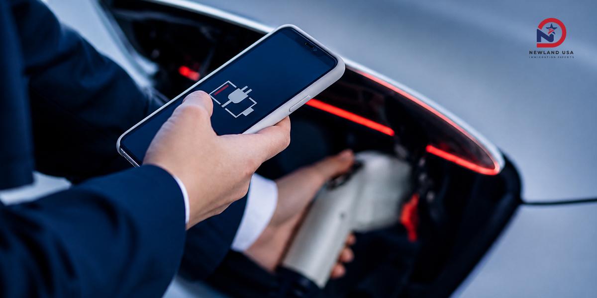 Thiếu hụt kỹ thuật viên xe điện (EV): Doanh nghiệp Mỹ tập trung thu hút nhân tài quốc tế